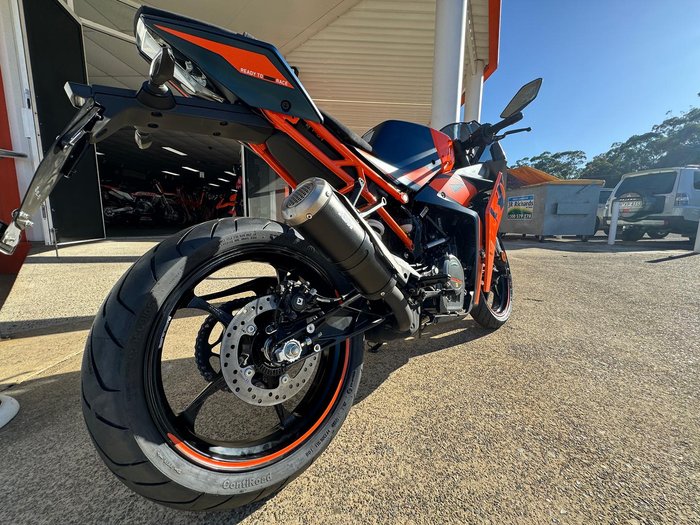 2023 KTM RC 390 RC Blue