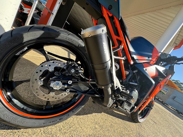 2023 KTM RC 390 RC Blue