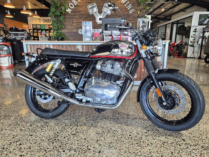 2023 Royal Enfield Interceptor 650 Chrome