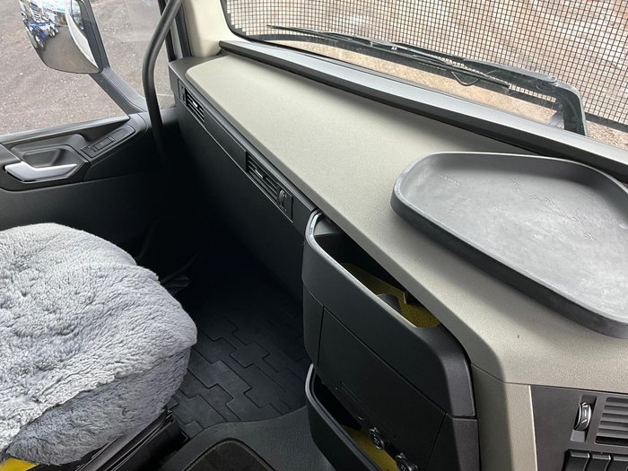 2019 Volvo Fh 600 Globetrotter Been On Volvo Gold Maint $150000+Gst FH600 GLOBETROTTER WHITE