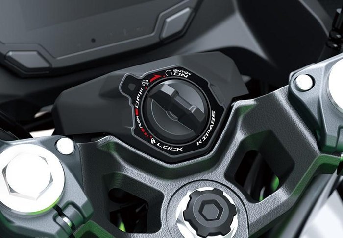 2025 Kawasaki Ninja 500 SE KRT Edition (EX500J) Ninja Green