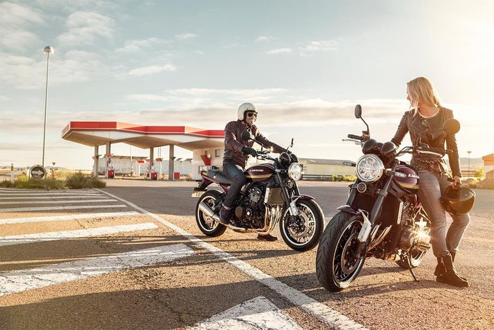 2026 Kawasaki Z900RS (Z900C) Z Red