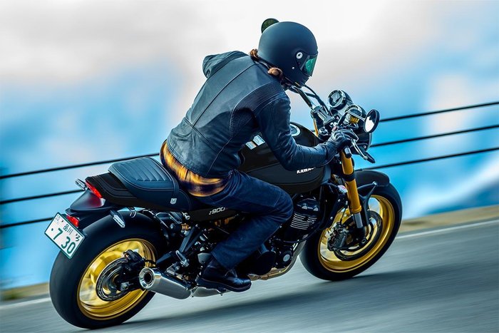 2025 Kawasaki Z900RS SE Z Black
