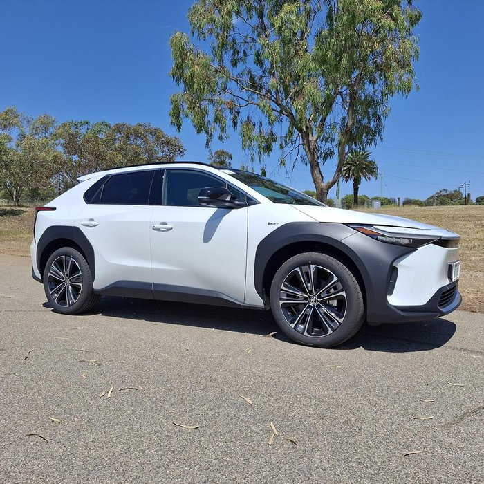 2024 Toyota bZ4X