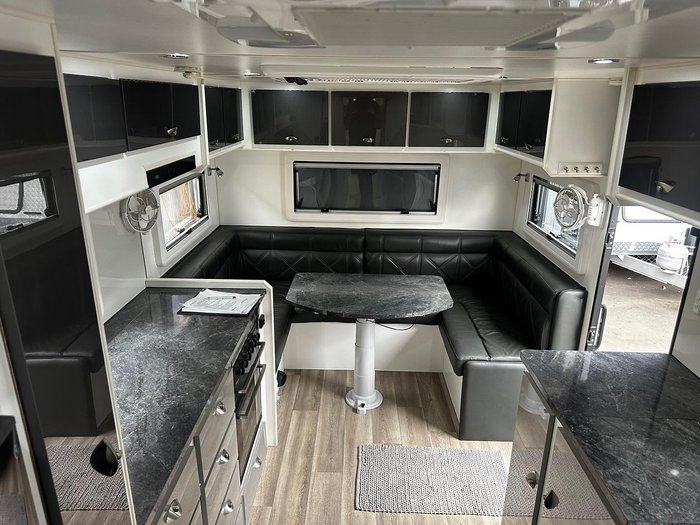 2018 JB Caravans Dirtroad Xtreme 23'6 Rear Club Lounge Off Road Caravan