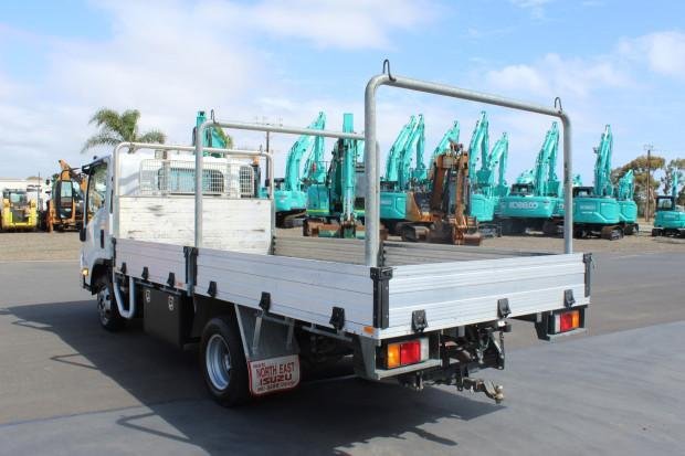 2015 Isuzu Npr 45 155