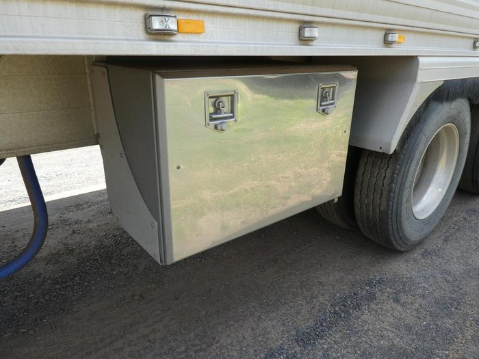2017 GLT Tipper Road Train SILVER