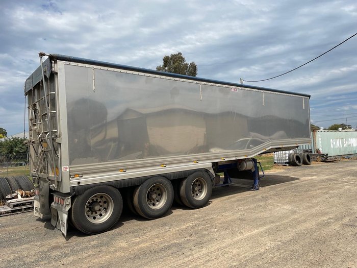 2017 GLT Tipper Road Train SILVER
