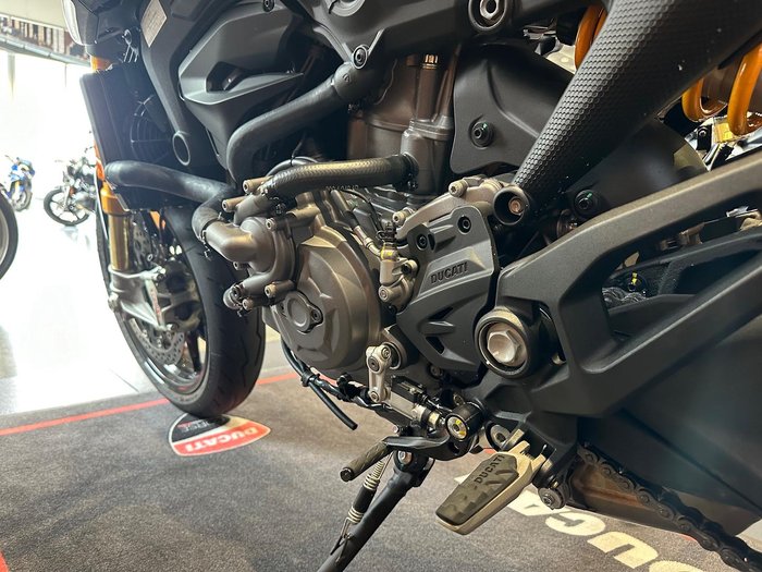 2024 Ducati Monster SP Monster Red