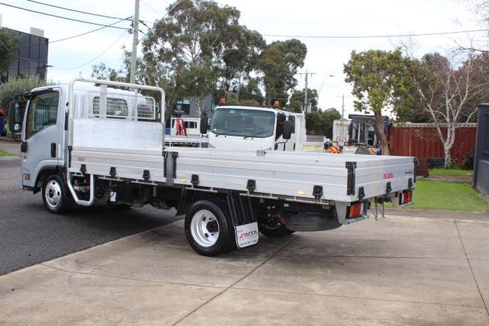 2022 Isuzu N Series