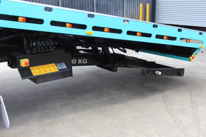 2025 Fuso Fighter 1424 WHITE