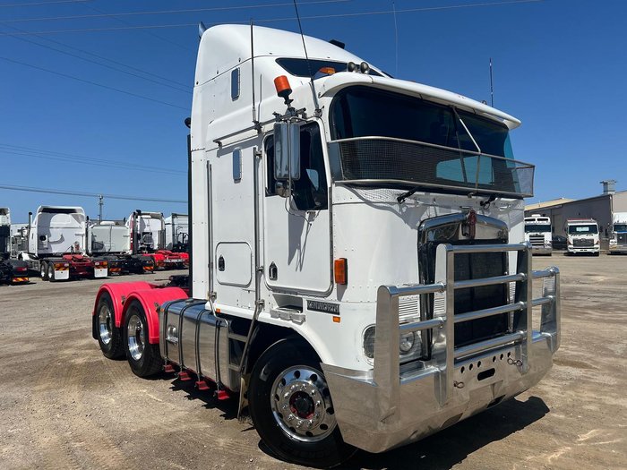 2004 Kenworth K104 6X4 Prime Mover