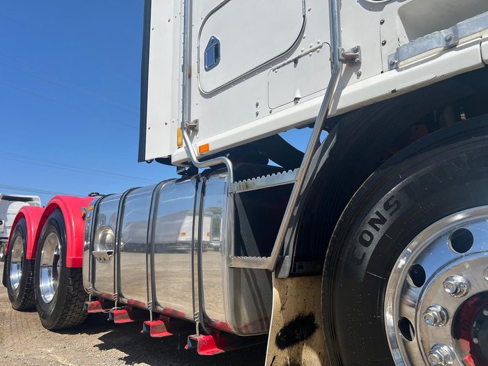 2004 Kenworth K104 6X4 Prime Mover B DOUBLE/ROAD TRAIN