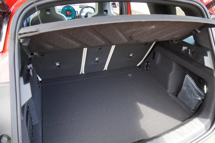 2024 MINI Countryman E Favoured