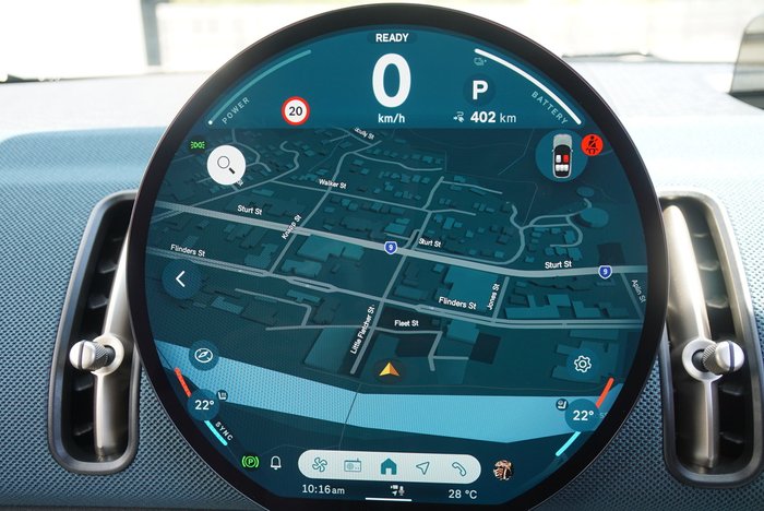 2024 MINI Countryman E Favoured