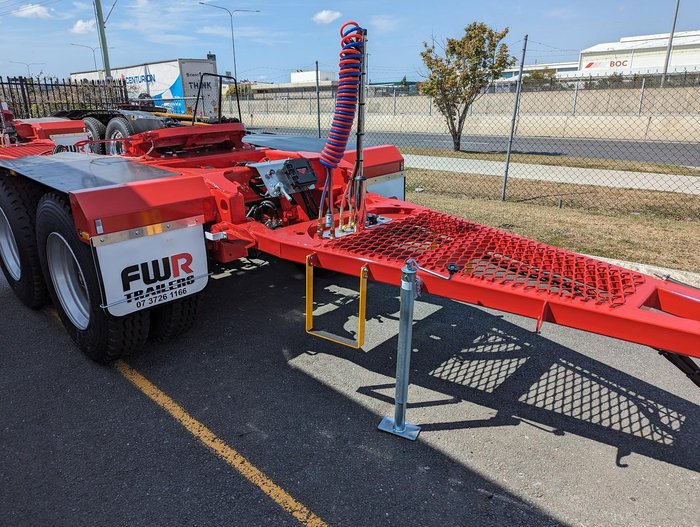 FWR Tandem Axle Converter Dolly