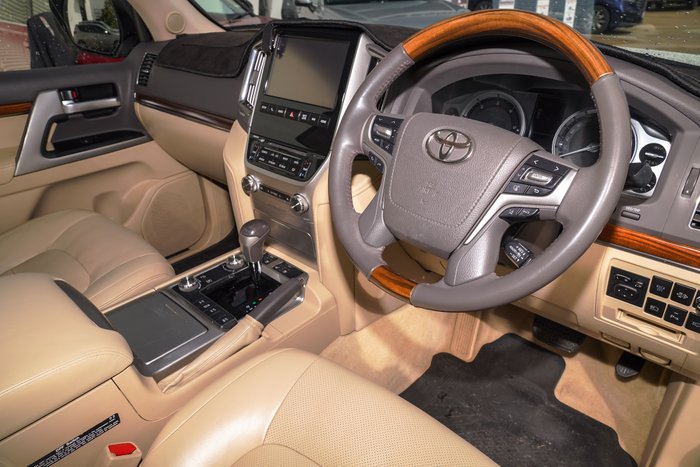 2016 Toyota Landcruiser Sahara
