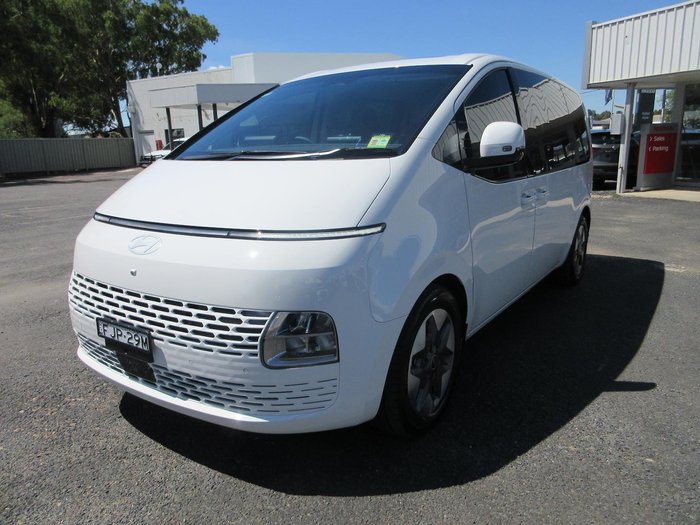 2024 Hyundai STARIA Highlander