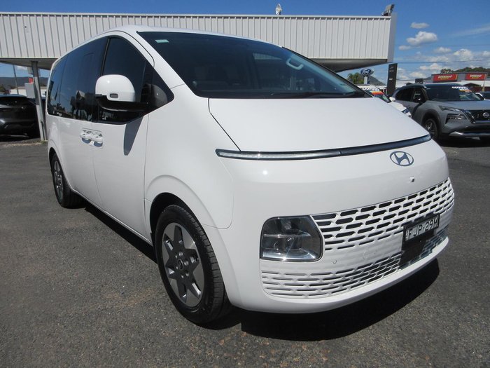 2024 Hyundai STARIA Highlander