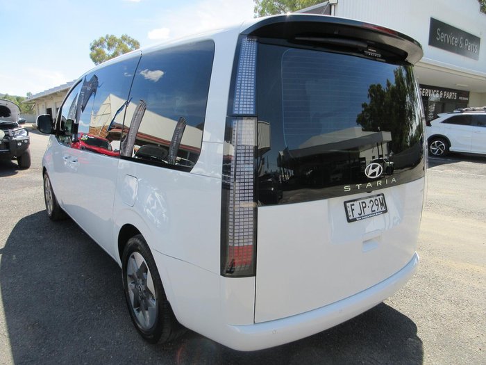 2024 Hyundai STARIA Highlander