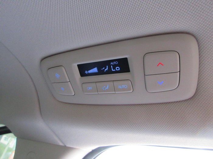 2024 Hyundai STARIA Highlander