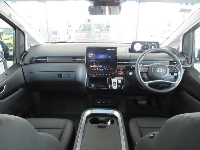 2024 Hyundai STARIA Highlander