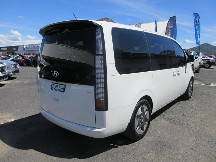 2024 Hyundai STARIA Highlander