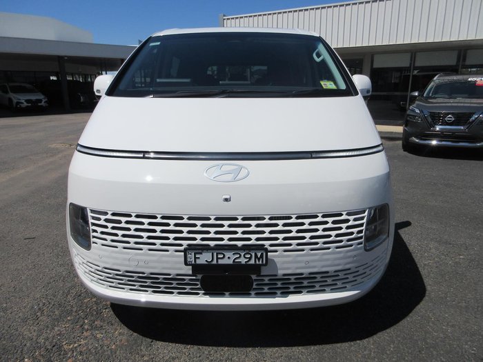2024 Hyundai STARIA Highlander