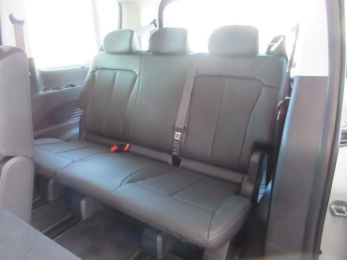 2024 Hyundai STARIA Highlander