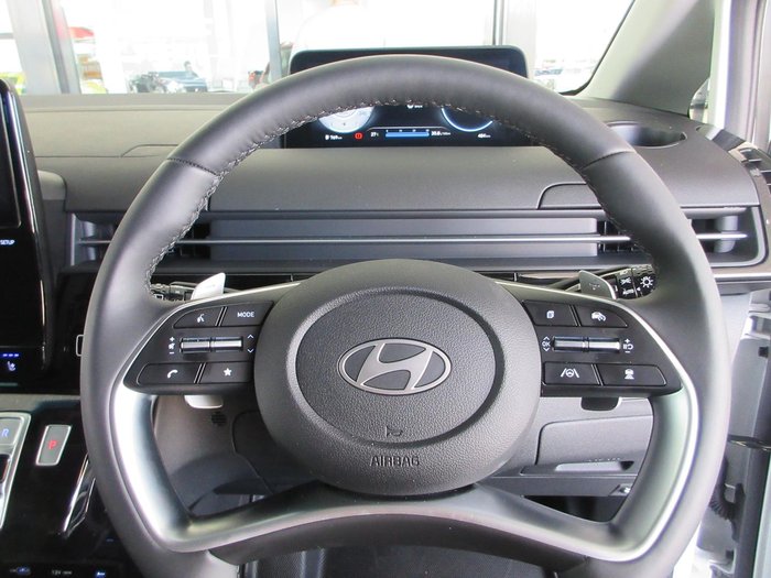 2024 Hyundai STARIA Highlander
