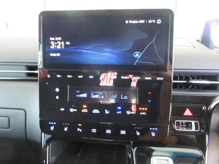 2024 Hyundai STARIA Highlander