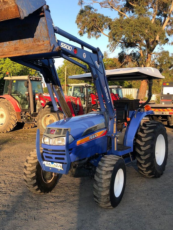 0 Iseki Tg5570 Rops 60Hp Ind Wheels Fel & 4In1 Bkt 389 Hours Blue