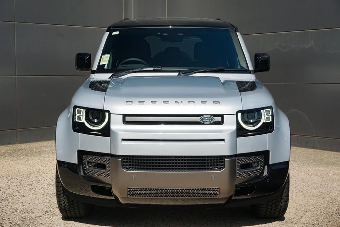 2024 Land Rover Defender 110 P400e X-Dynamic SE