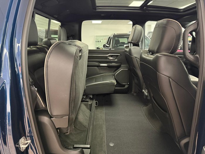 2024 RAM 1500 Laramie Sport RamBox