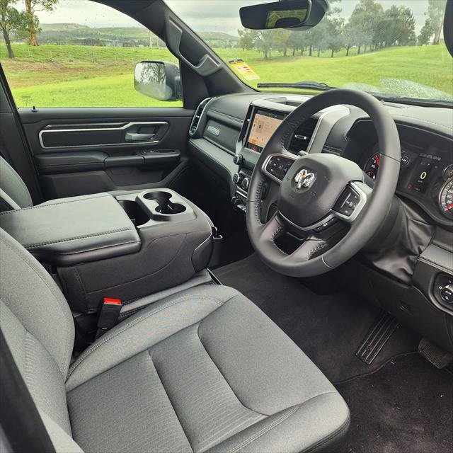 2023 RAM 1500 Big Horn DT MY23 4X4 Dual Range Billet Silver Metallic
