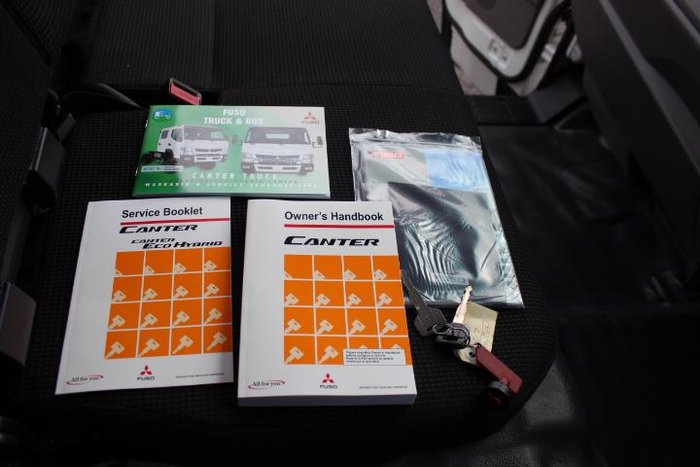 2021 Fuso Canter 515 WHITE