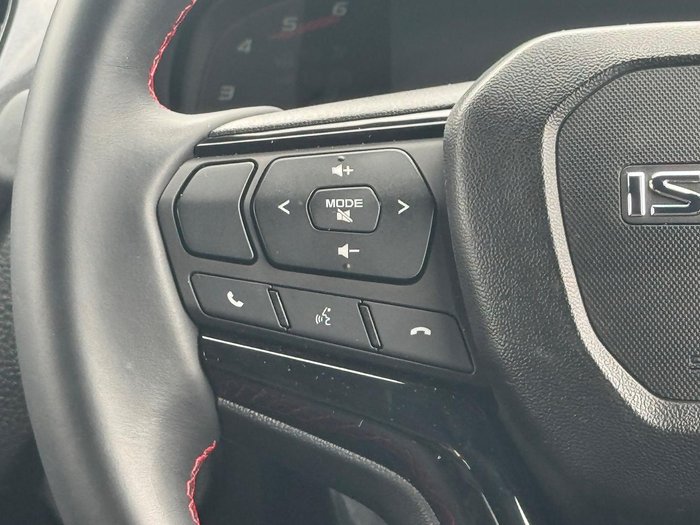 2024 Isuzu D-MAX X-TERRAIN