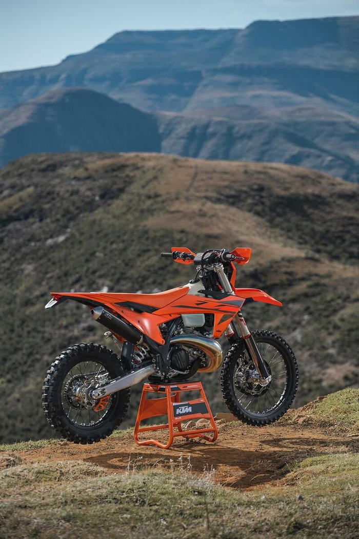 2025 KTM 300 EXC TBI EXC TBI Orange