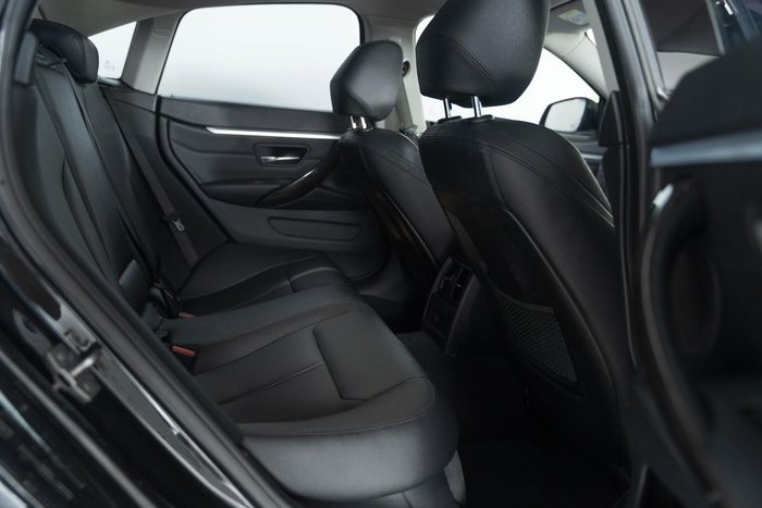 2017 BMW 4 Series 430i M Sport F36 Black Sapphire