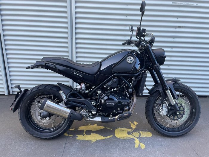 2024 Benelli Leoncino Trail Leoncino Black