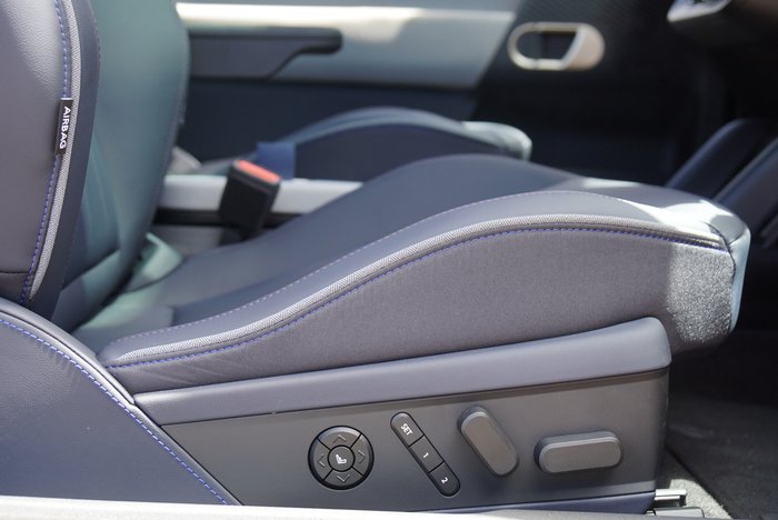 2024 MINI Cooper SE Favoured