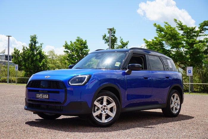 2024 MINI Countryman C Classic