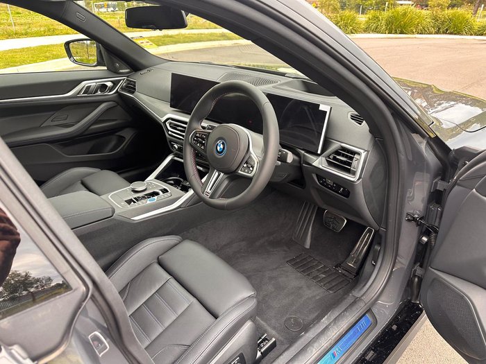 2024 BMW i4 M50