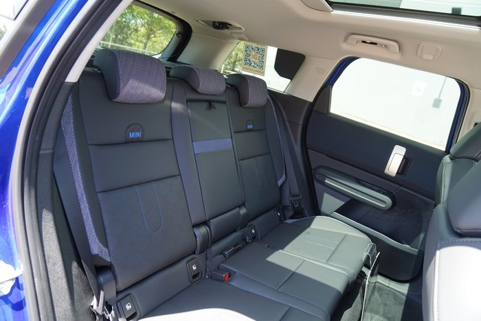 2024 MINI Countryman C Classic
