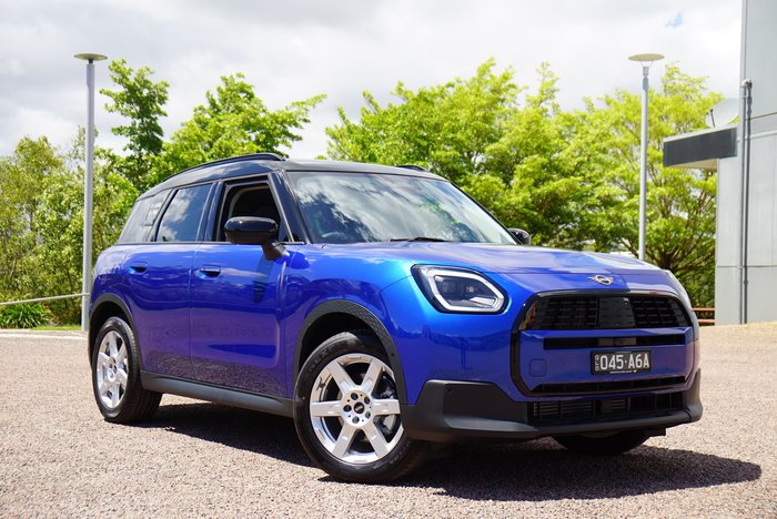 2024 MINI Countryman C Classic