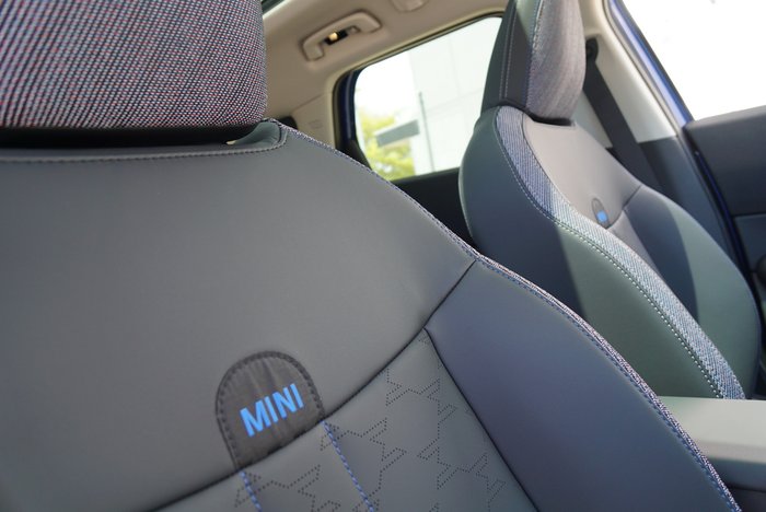 2024 MINI Countryman C Classic