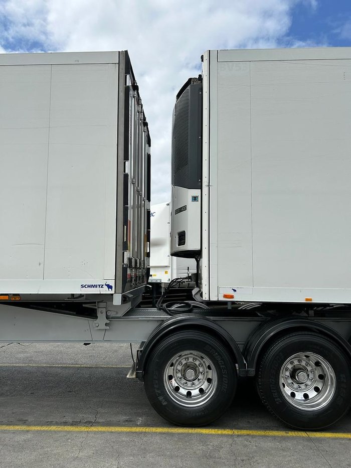 2015 Krueger/Schmitz St3 34 Pallet -30 Freezer B Double Silver