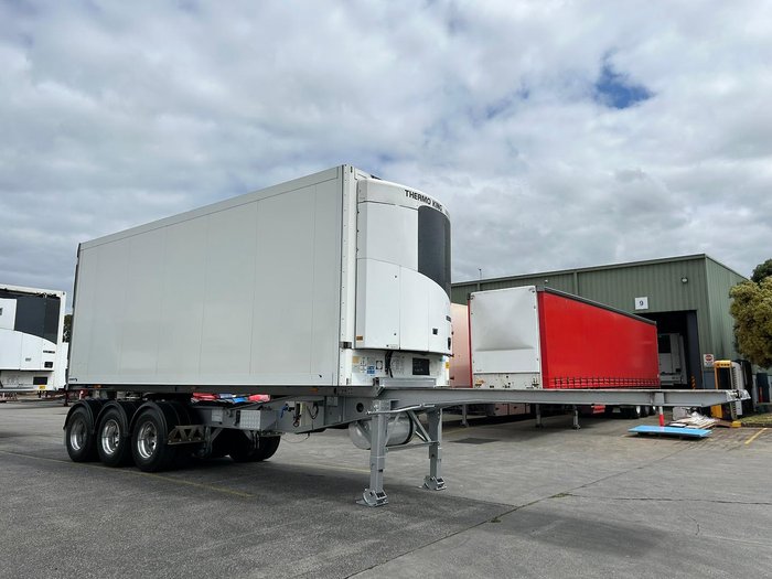 2015 Krueger/Schmitz St3 34 Pallet -30 Freezer B Double Silver