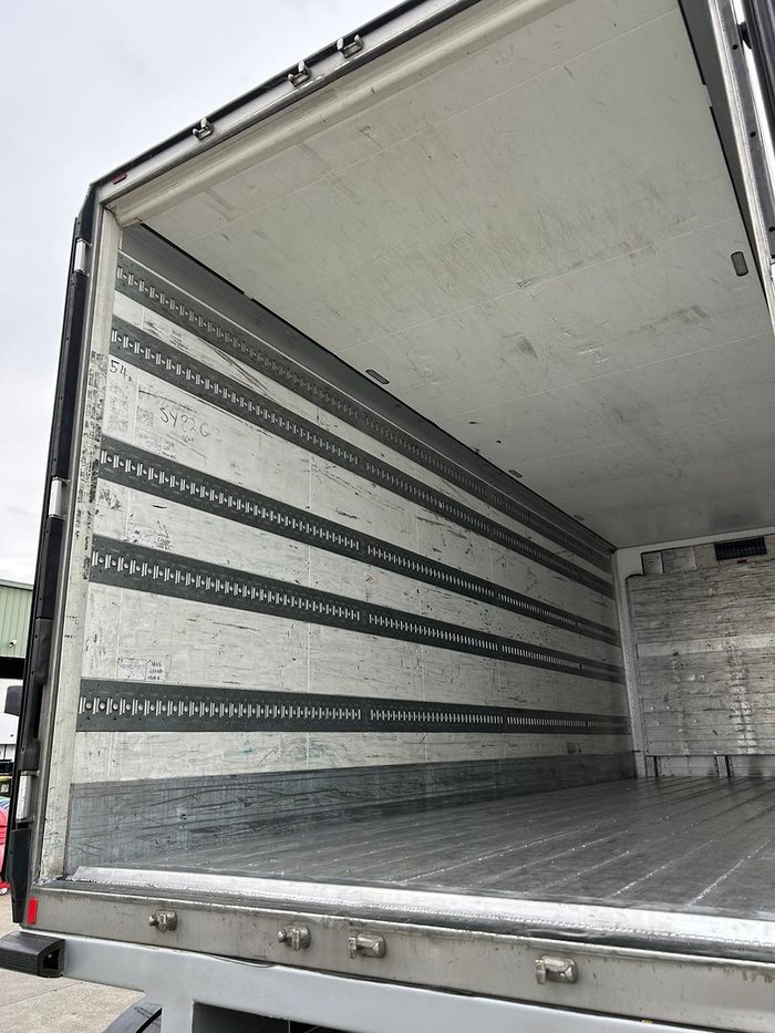 2015 Krueger/Schmitz St3 34 Pallet -30 Freezer B Double Silver