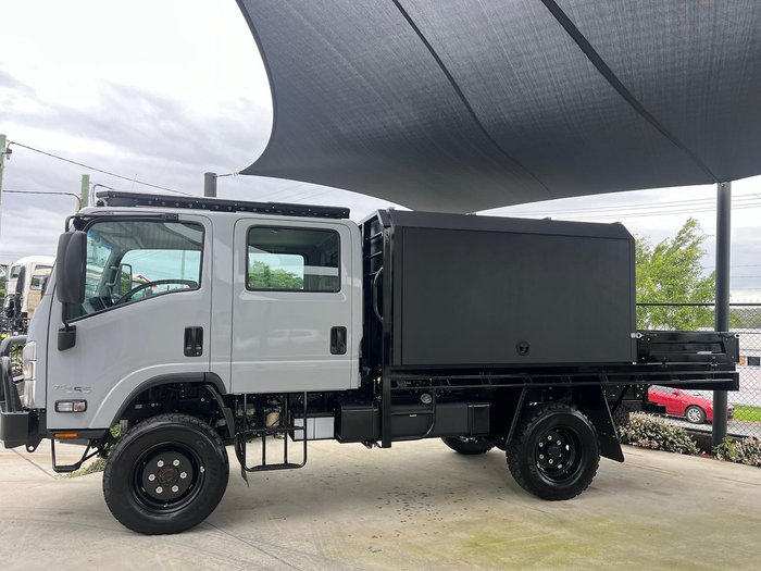 2025 Isuzu N Series NPS 75/45-155 Beige